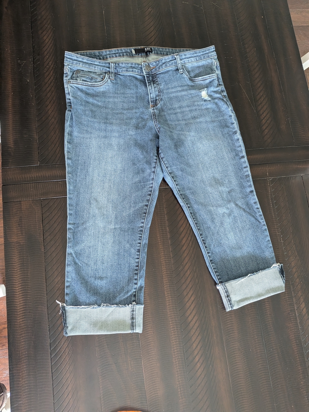 Kut from the Kloth Mid-Rise Cropped Rolled-Cuff Jeans - Light Blue